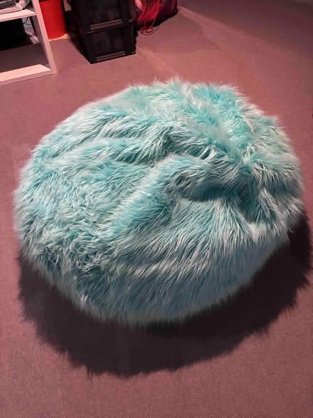 Photo of free Beanbag with 2 extra covers (Reedy Meadow Rd in Groton) #1