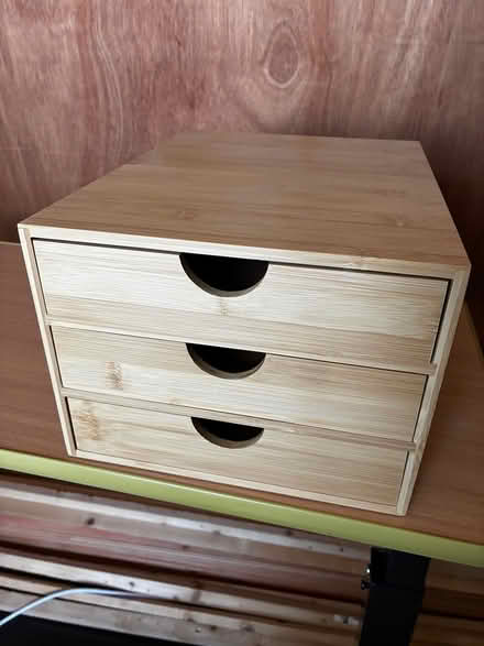 Photo of free Bamboo Desktop/Paper Tidy (BS10) #1