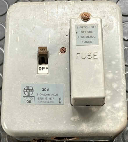 Photo of free Fuse box (Old Slade KT16) #1