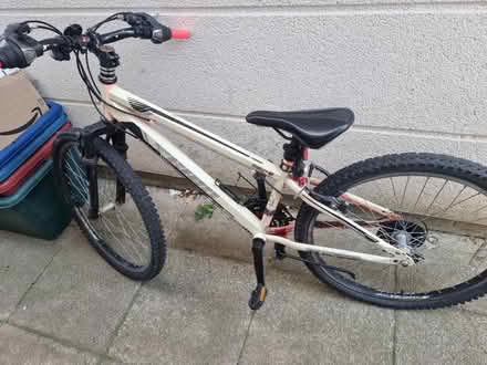 Photo of free 24" inch bike - needs new brakes (TW7 4FD) #1