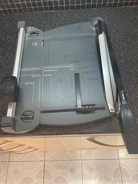 Photo of free Paper trimmer/guillotine (Lightpill GL5) #1