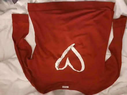 Photo of free Large Red Top (Birmingham City Centre B4) #1