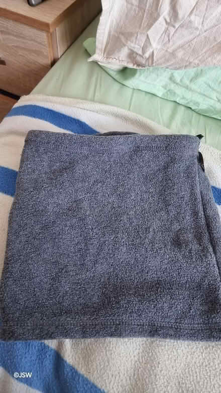 Photo of free Snood (Colindale NW9) #1