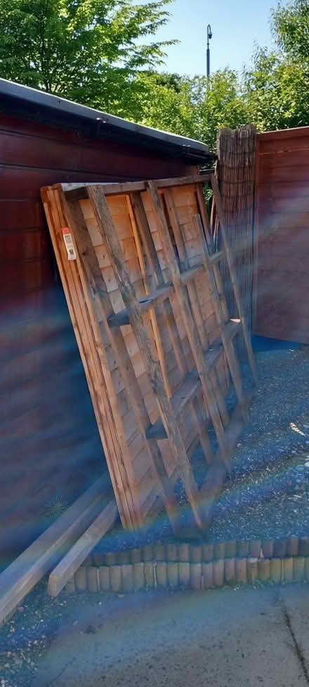 Photo of free 2 5 x 6 fence panels and a pallet (Foxbar PA2) #2