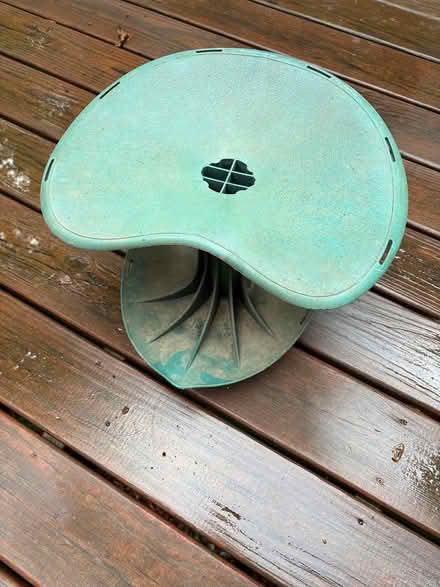Photo of free Gardening seat (Stafford, Va. Lake Arrowhead) #3