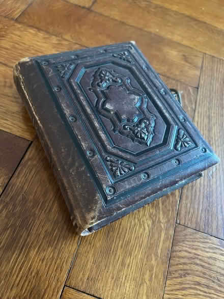 Photo of free Victorian photo album (Latchford WA4) #4