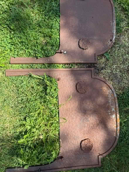 Photo of free Victorian iron fire backs waffle (BN7) #1