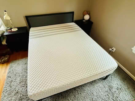 Photo of free Queen Matress, Leeda (North Ballard) #1