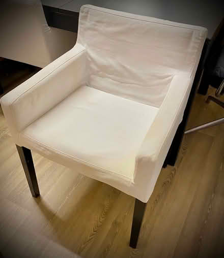 Photo of free Dining Table and Chairs in N17 (West Green N17) #4