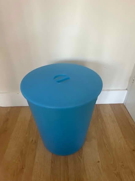 Photo of free Laundry bin (Barnet EN5) #1