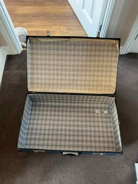 Photo of free Vintage Suitcase (Rochford SS4) #2