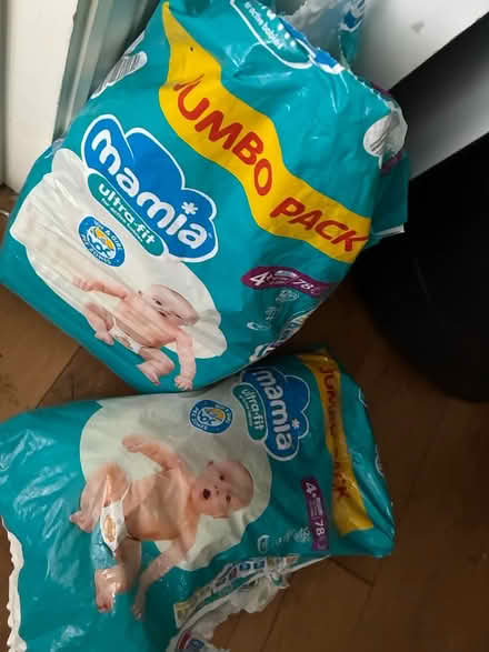 Photo of free 4+ Nappies / Diapers (SE18) #1