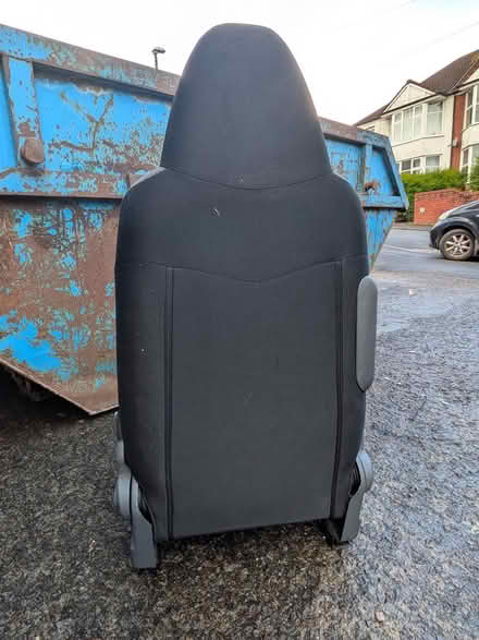 Photo of free Aygo, C1, 107 car seat 2007 (BS14) #2