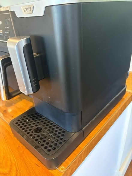 Photo of free Bean to cup coffee machine, slight fault (Bradford on Avon BA15) #3