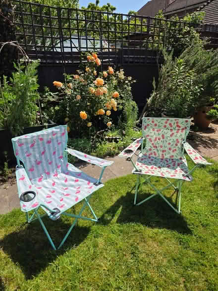 Photo of free Garden/beach chairs with carrying bags (Broadwater BN14) #1