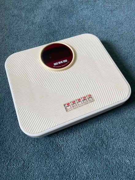 Photo of free Bathroom scales (MK4 Tattenhoe) #1