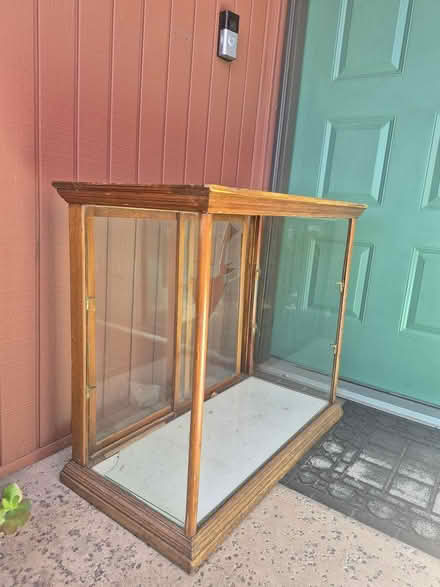 Photo of free Cadbury chocolate display case (SE Torrance 90501) #1