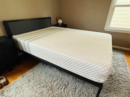 Photo of free Queen Matress, Leeda (North Ballard) #2