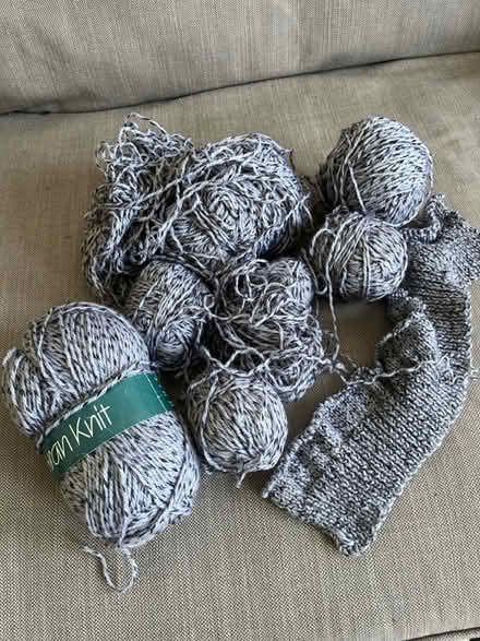 Photo of free Wool (Thornton Heath CR7 8) #3