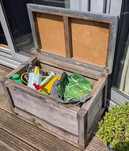 Photo of free Garden storage box (Tanner St, SE1) #2