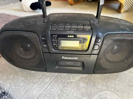 Photo of free Triple CD player, spares / repair (Middleton DE4) #1