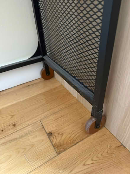 Photo of free Desk/table (Lancaster Gate W2) #2