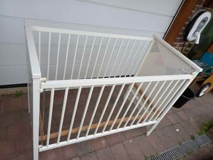 Photo of free Charming Drop Side Vintage White Cot (Berden CM23) #3