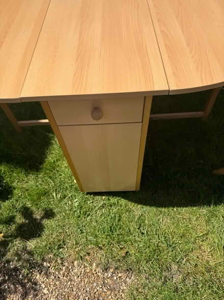 Photo of free Fold away table and 3 x chairs (Hemel Hempstead HP3) #2