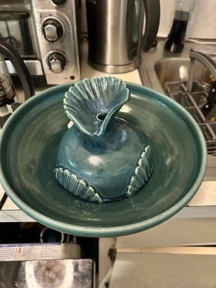 Photo of free Cat water fountain (69th Ave btw 60th Ln & 60th st) #1