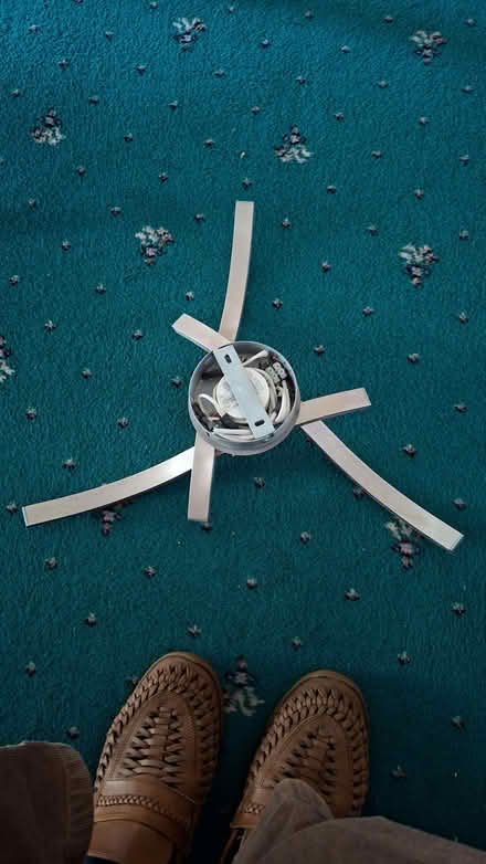Photo of free Small ceiling light (Hillingdon UB10) #2