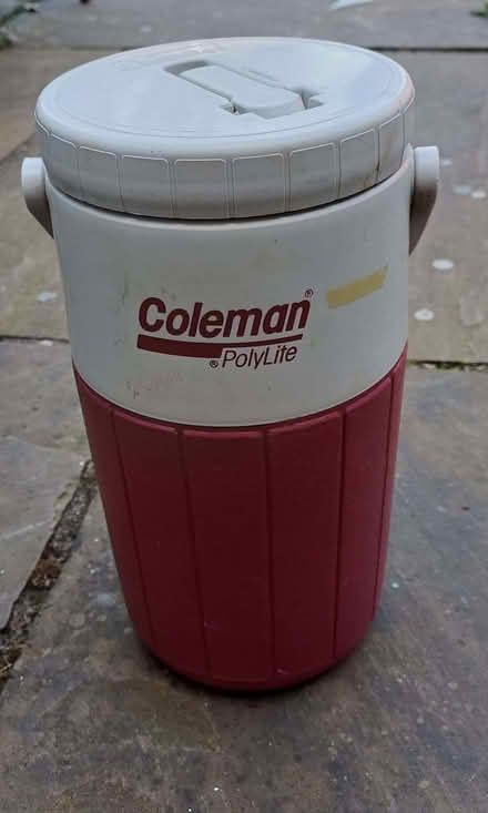 Photo of free Camping Pack: Burner,Kettle, Tins, Plates, cup, Lrg Flask (Dean Row SK9) #3