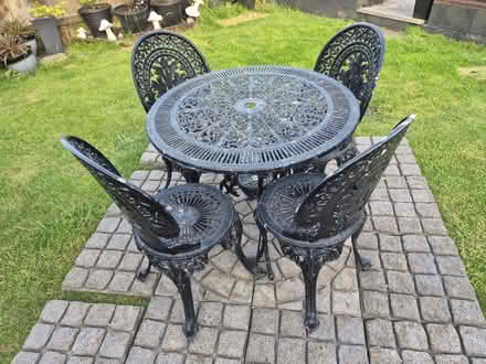 Photo of free 5 piece metal garden Bistro set (Runcorn) #1