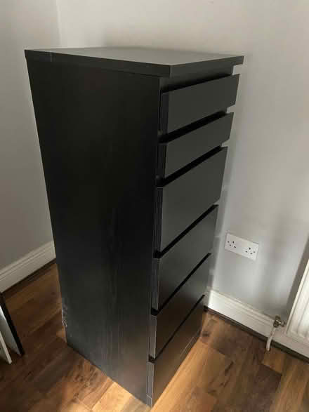 Photo of free Tall drawer unit, integrated mirror (Phibsboro Dublin 7) #1