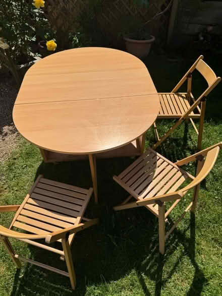 Photo of free Fold away table and 3 x chairs (Hemel Hempstead HP3) #1