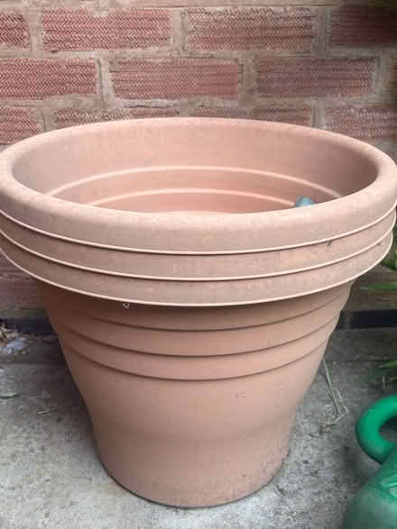 Photo of free Various plant pots (Nuneaton CV11) #3