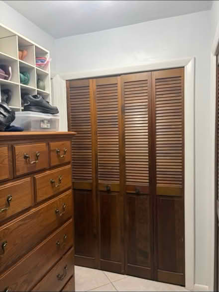 Photo of free 4 wood bi fold closet doors (Pembroke Pines) #2