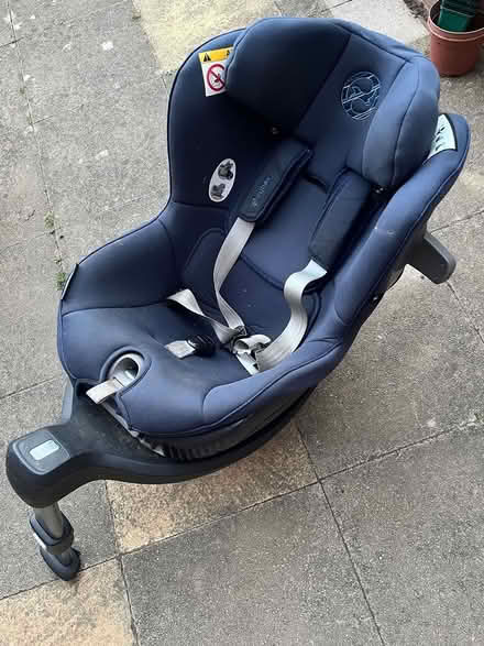 Photo of free Baby/Child Car seat (SY3 Radbrook Green.) #2