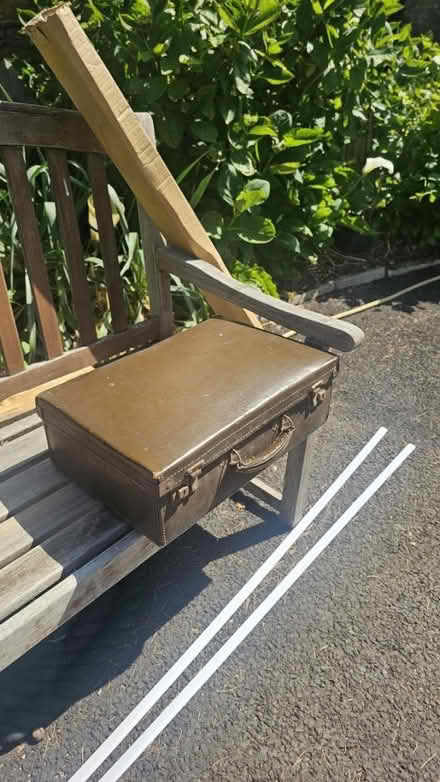 Photo of free Brief caee (High barnet EN5) #2