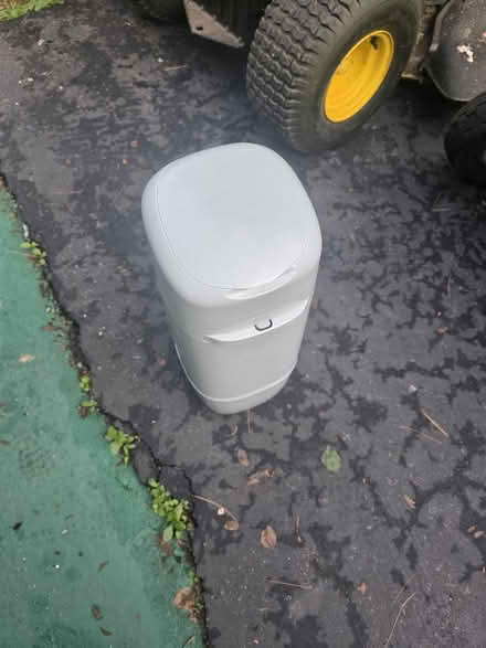 Photo of free Litter genie (Randallstown) #2