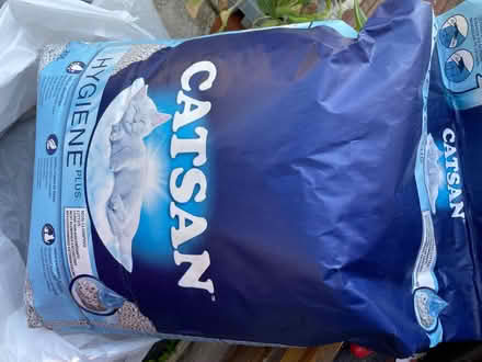 Photo of free Catsan cat litter (Welling DA16) #1
