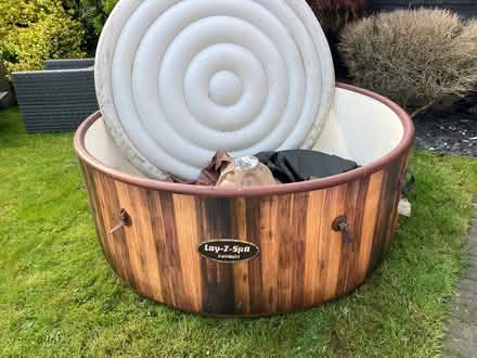 Photo of free Hot tub (Winton M30) #1