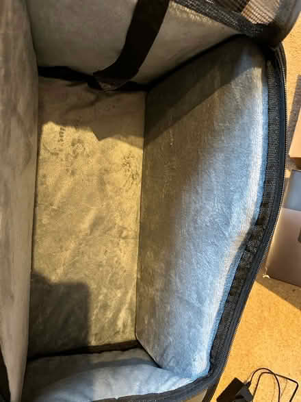 Photo of free Pet Carrier (Cosby LE9) #3