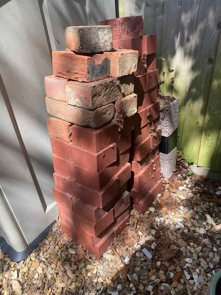 Photo of free Bricks (Ewhurst GU6 7QH) #1
