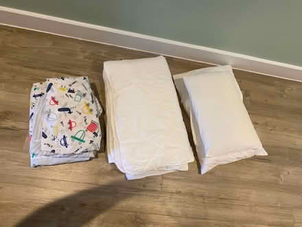 Photo of free Cot bed quilt and bedding (Alsager ST7) #1