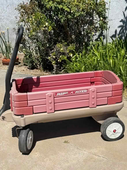 Photo of free Radio Flyer Wagon (Fountain Vly, Heil & Bushard) #1