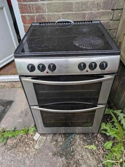 Photo of free Belling electric cooker 60cm - spares or repair (Stocksbridge S36) #2