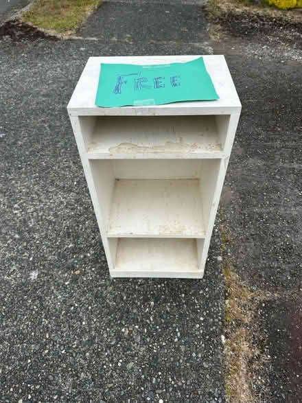 Photo of free shelf cubby (SE Auburn) #1