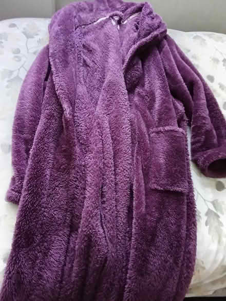 Photo of free Dressing gown (Willesborough) #1