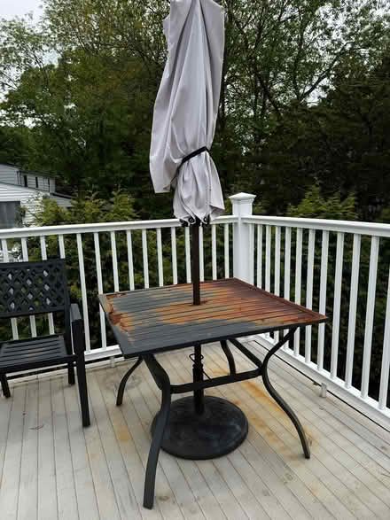 Photo of free Patio table and chairs (Arlington Heights) #2