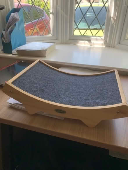 Photo of free Catfeeder and Scratch Board (Worcester Park KT4) #2